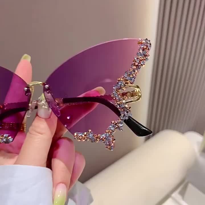 New Large Frame Retro Style Diamond Studded UV Resistant Butterfly Shape Sunglasses