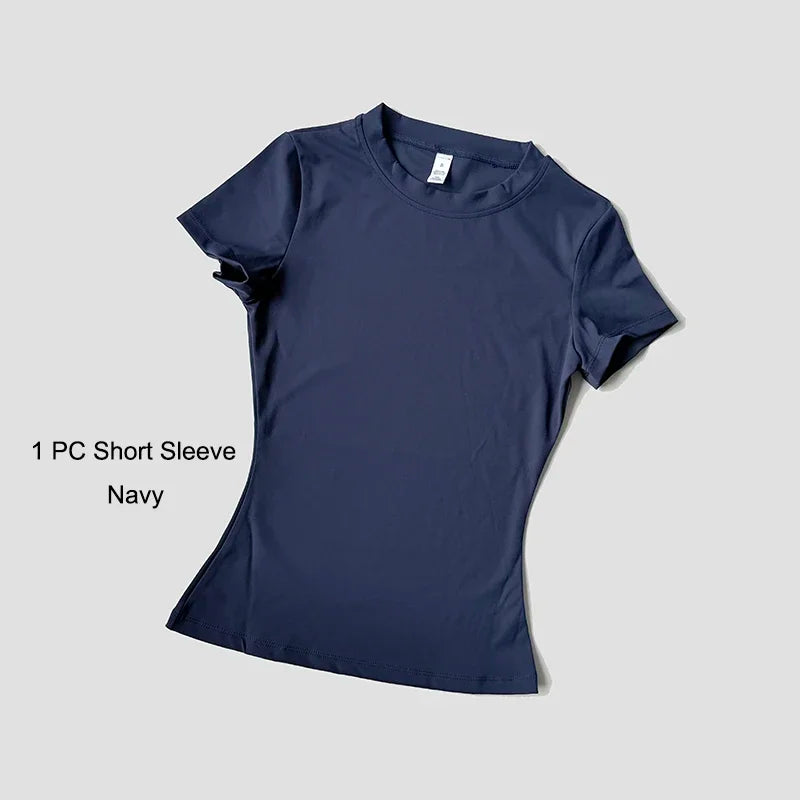 Cute Women's Seamless Short Sleeve Top & Gym Shorts Set