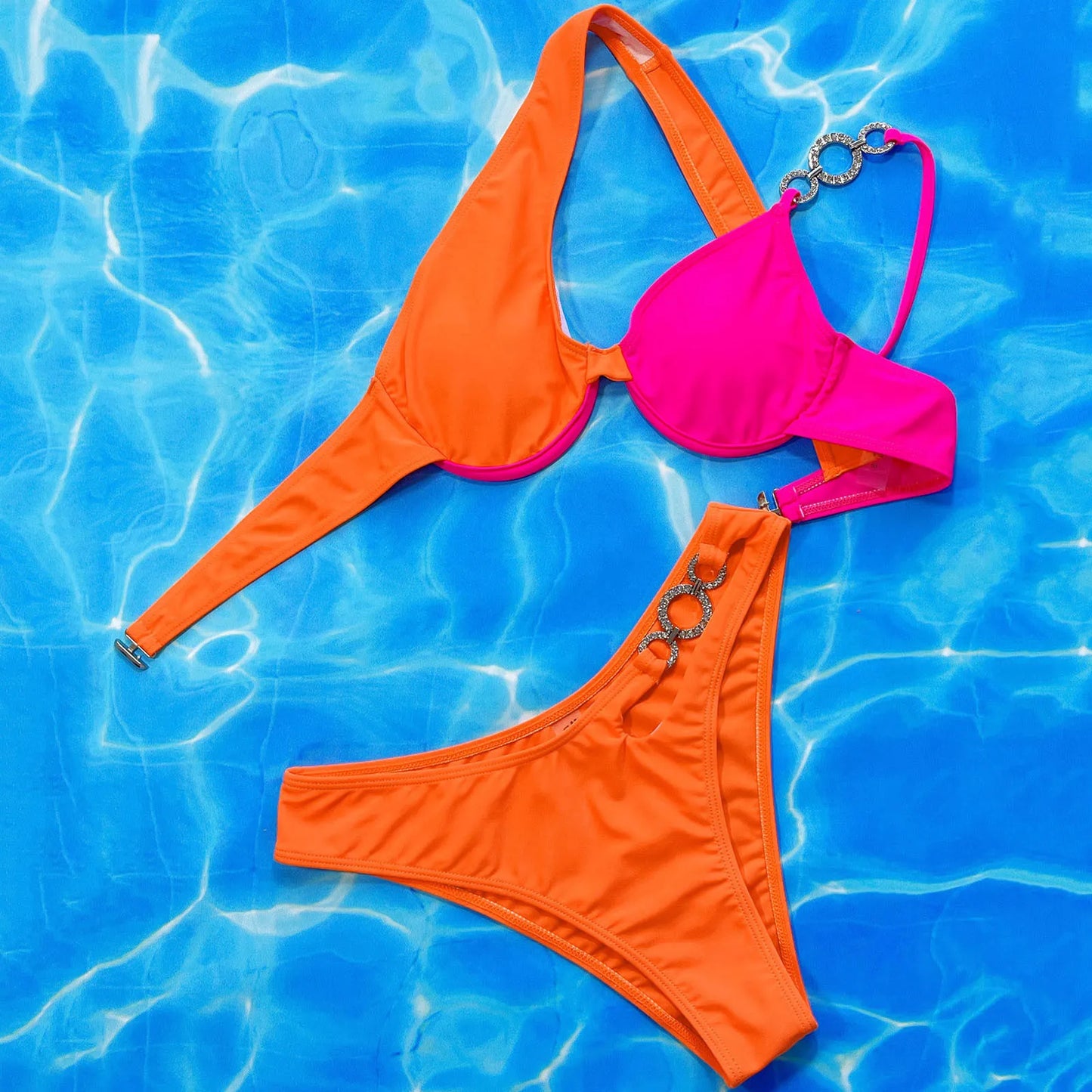 Sexy Underwire Color Blocking Asymmetrical Ring Buckle Bikini Swimsuit