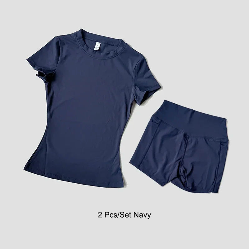 Cute Women's Seamless Short Sleeve Top & Gym Shorts Set