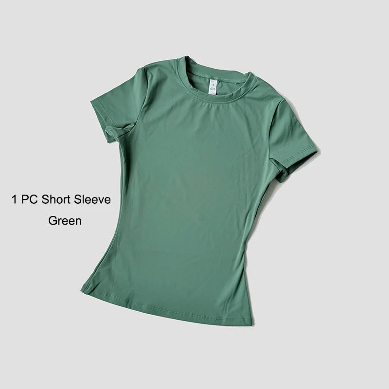 Cute Women's Seamless Short Sleeve Top & Gym Shorts Set