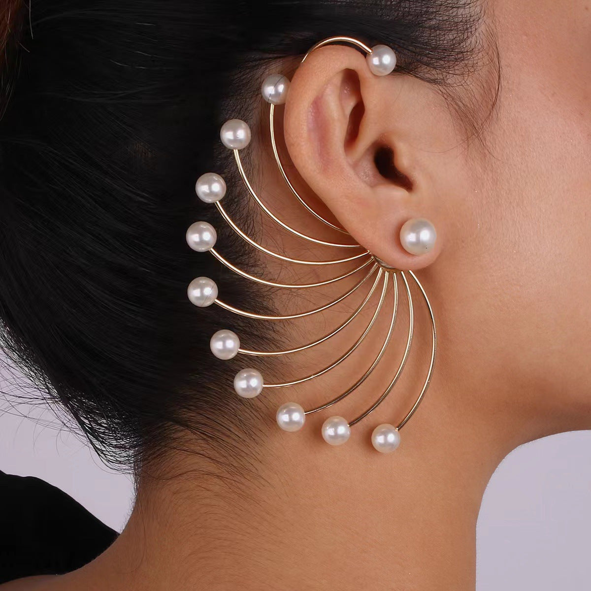 Unique Fashion Fan-shaped Pearl Geometric Exaggerated Earrings