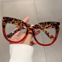 Large Frame Cat-Eye Retro Fashion Women's Glasses