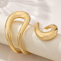 Elegant Geometric Exaggerated Loop Design Streamlined Bracelet