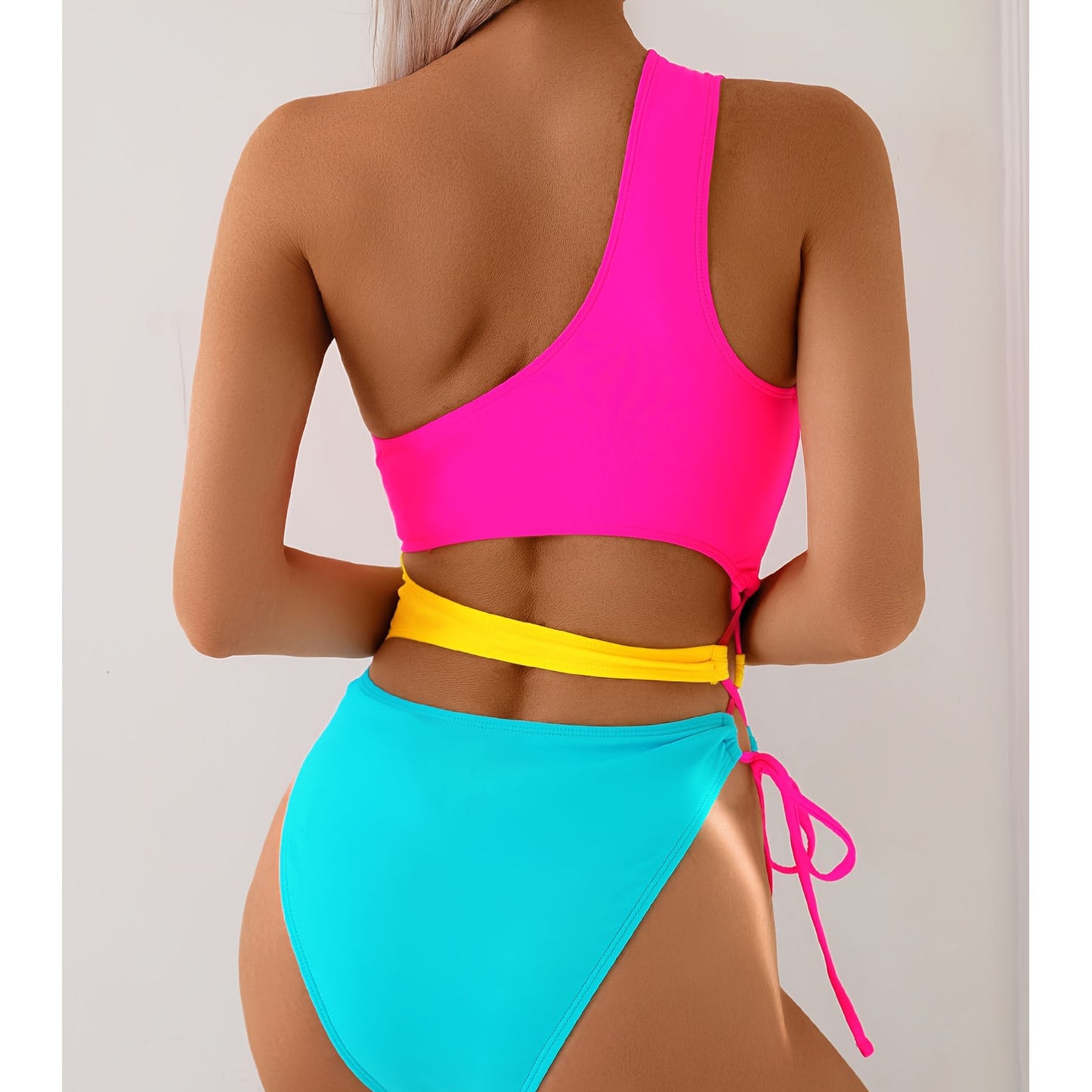 Chic One-Shoulder Asymmetrical Multicolor High Stretch Multicolor Swimsuit