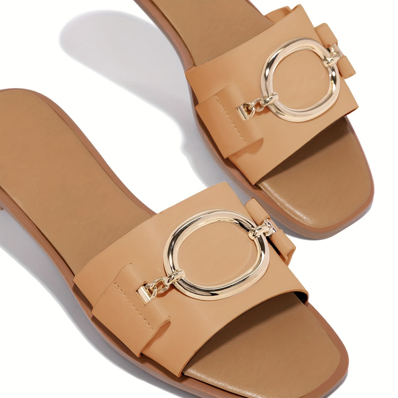 Chic Flat Bottom Large Gold Metal Chain Accent Square Toe Summer Sandals