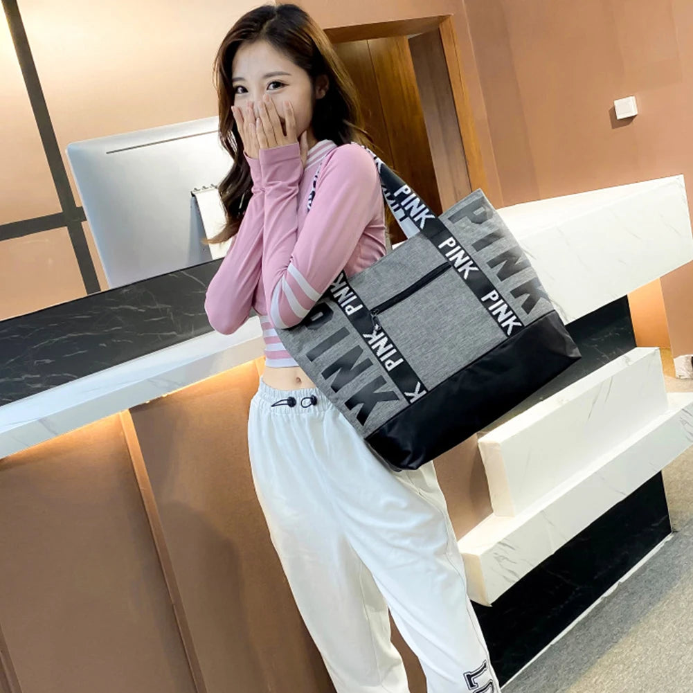 Cute Weekender Bag - Large Capacity Overnight Luggage Bag Zipper Closure Casual Shoulder Tote Bag