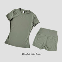 Cute Women's Seamless Short Sleeve Top & Gym Shorts Set