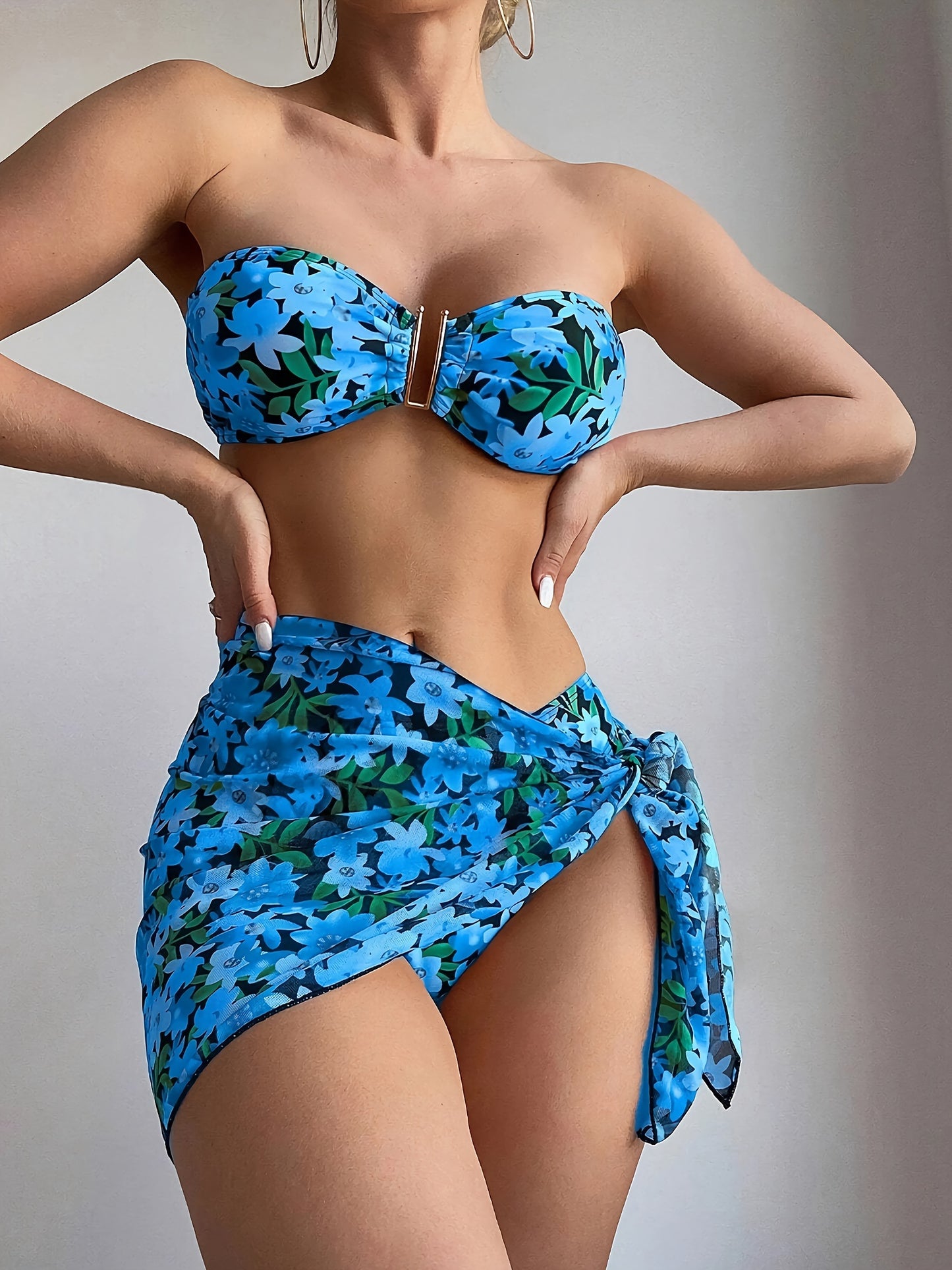 Sexy Metal U-Shaped 3 Piece Floral Print Bikini and Wrap Skirt Swimsuit Set