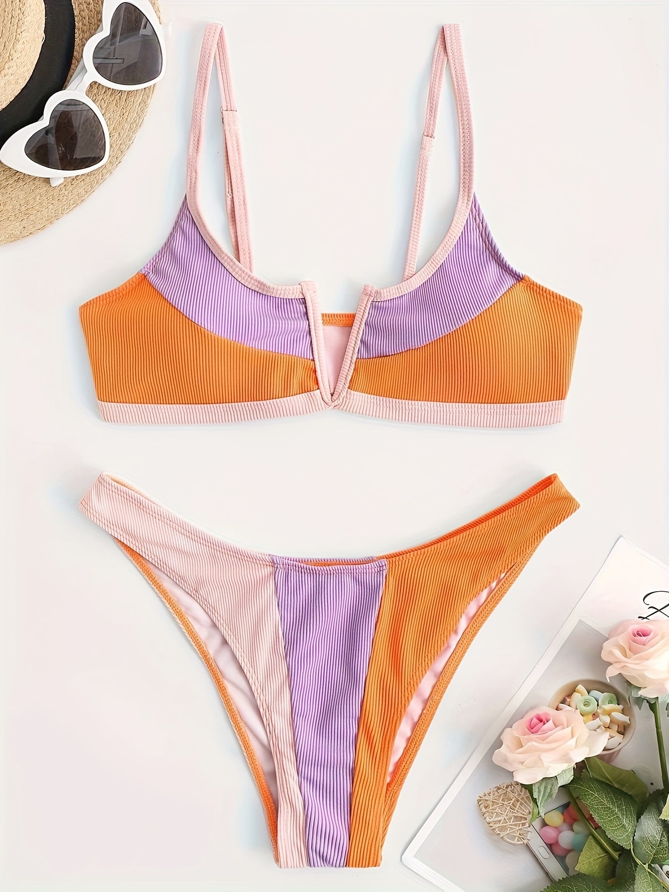 Sexy Contrast Color V Neck Rib-Knit High Cut Bikini Swimsuit